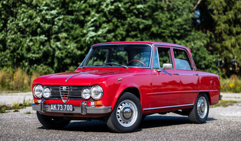 Alfa Romeo Giulia Super 1600 full