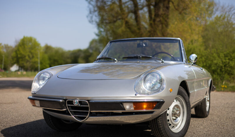 Alfa Romeo Spider 2000 Veloce full