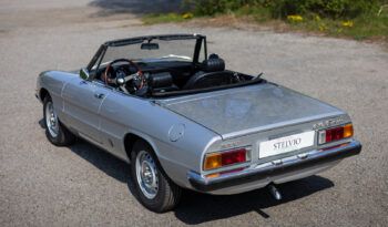 Alfa Romeo Spider 2000 Veloce full