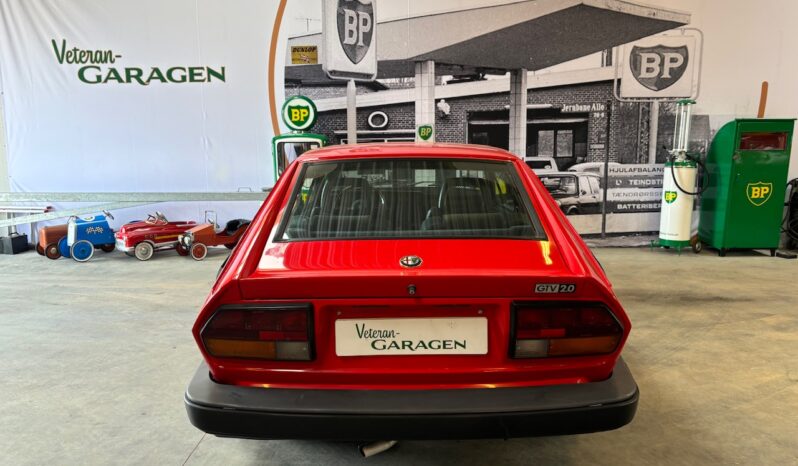 Alfa Romeo GTV 2,0 Alfetta full