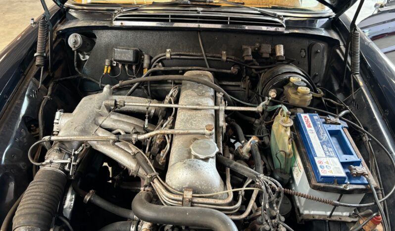 Mercedes-Benz 220-280 (W111) coupe full