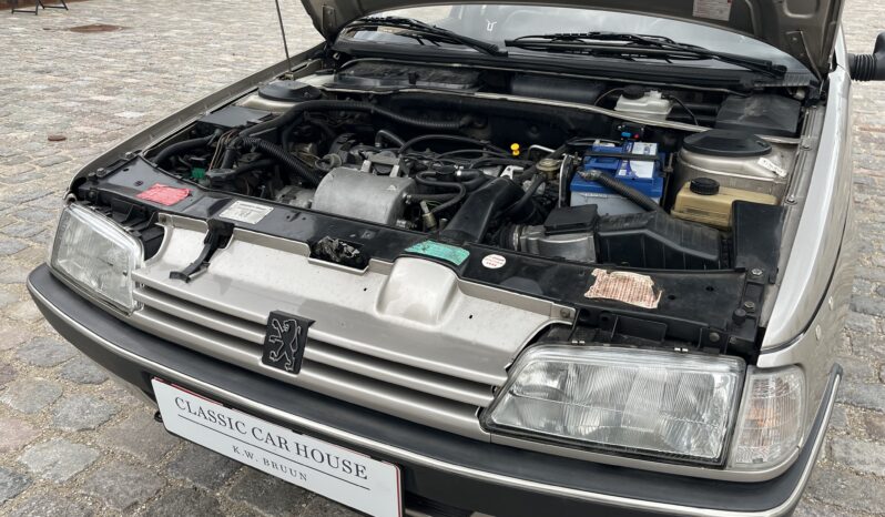 Peugeot 405 1,9 SRi Break aut. full