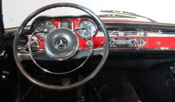 Mercedes-Benz SL (W113) 250 SL Pagode full