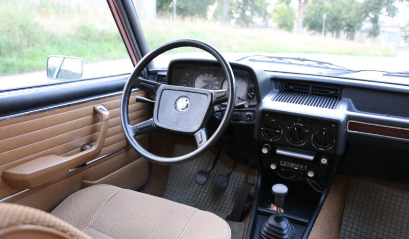 BMW 5-serie E12 518i full