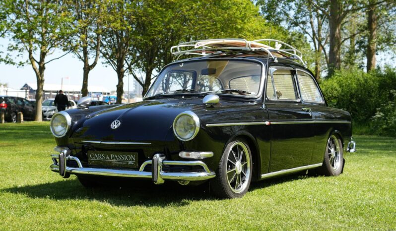 VW 1500 Notchback full