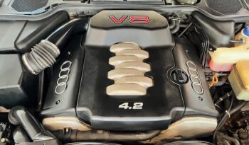 Audi A8 4,2 V8 Quattro full