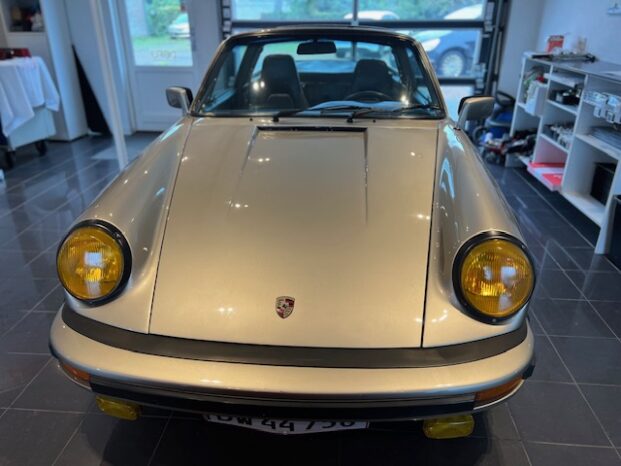 Porsche 911 2,7 S Targa full