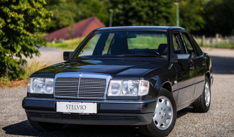 Mercedes-Benz E-Klasse (W124) E 400 full