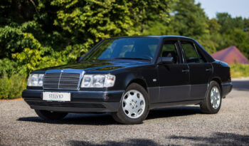 Mercedes-Benz E-Klasse (W124) E 400 full