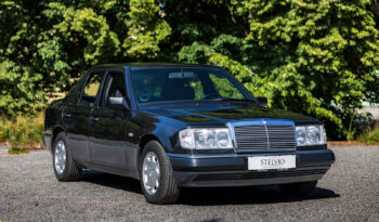 Mercedes-Benz E-Klasse (W124) E 400 full