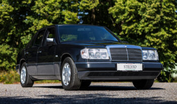 Mercedes-Benz E-Klasse (W124) E 400 full