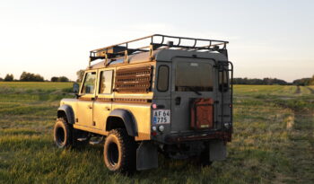 Land Rover Defender 110 full