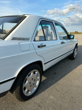 Mercedes-Benz 190 (W201) 190e 2,3 full