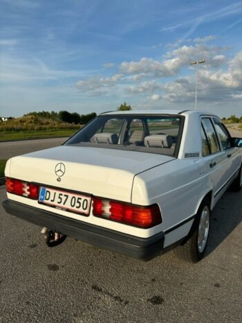 Mercedes-Benz 190 (W201) 190e 2,3 full