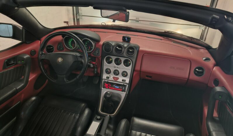 Alfa Romeo Spider 2,0 TS 16V full