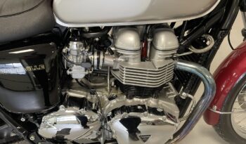 Triumph Bonneville full