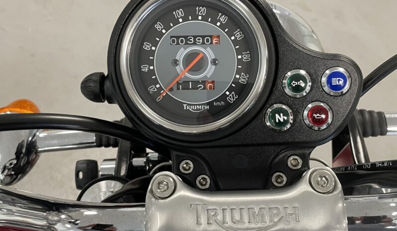 Triumph Bonneville full