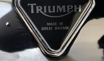 Triumph Bonneville full