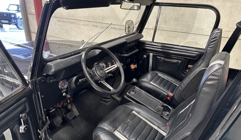 Jeep CJ-7 Laredo 2,5 full