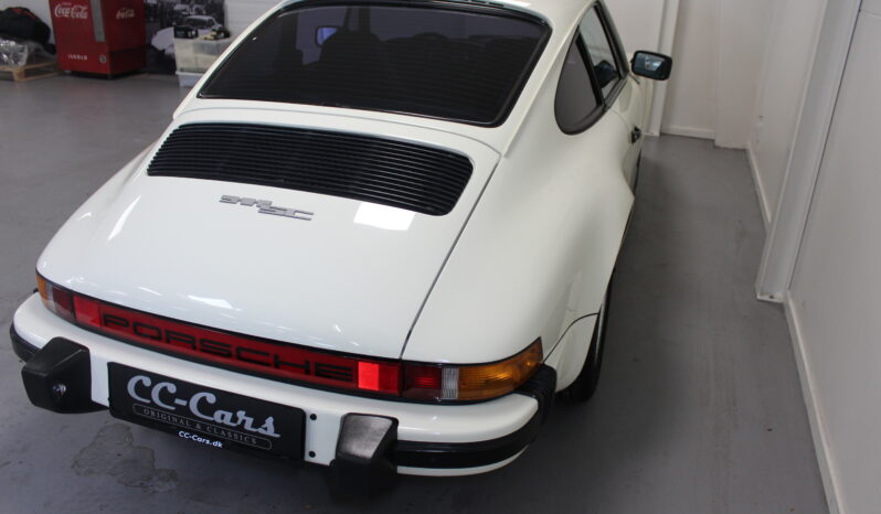 Porsche 911 3.0 SC Coupe full