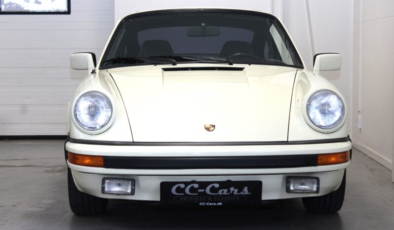 Porsche 911 3.0 SC Coupe full