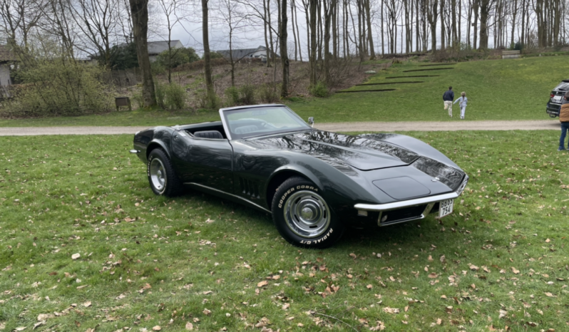 Chevrolet Corvette C3 Cabriolet full