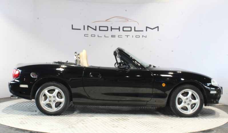 Mazda MX-5 1,8 full