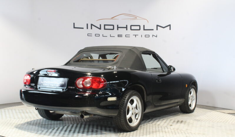 Mazda MX-5 1,8 full