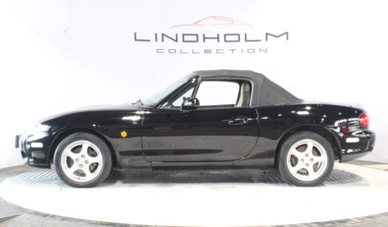 Mazda MX-5 1,8 full