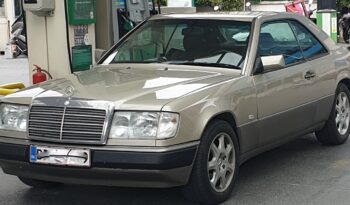 Mercedes-Benz CL-Klasse 230CE coupe full