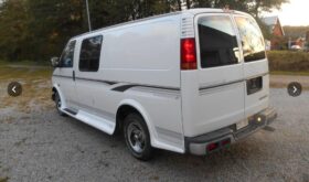 Chevrolet Express Starcraft