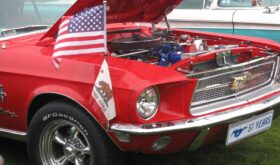 Ford Mustang 300 Convertible 7,2