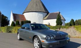 Jaguar XJ8 x350
