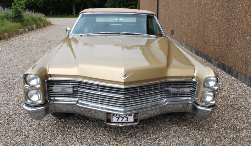 Cadillac DeVille Cab full