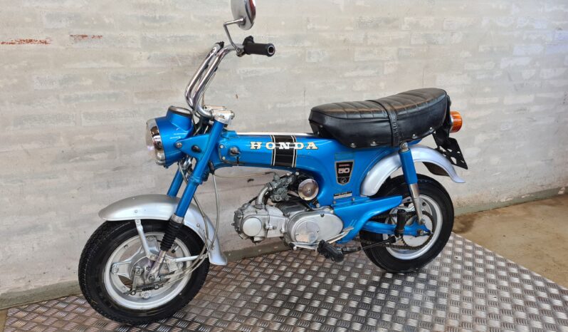 Honda DAX full