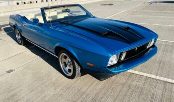 Ford Mustang 351 cui convertible full