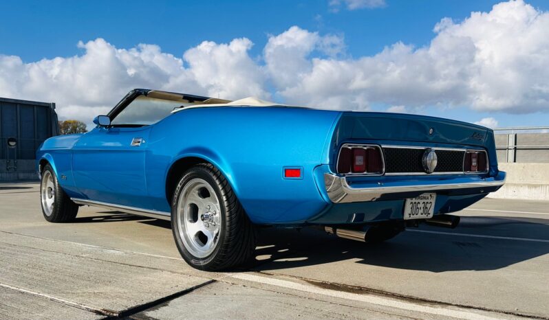 Ford Mustang 351 cui convertible full