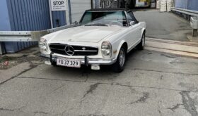 Mercedes-Benz SL (W113) SL 230