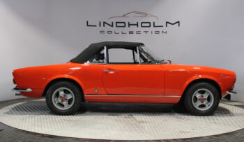 Fiat 124 Sport Spider 1.8 full