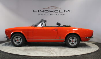 Fiat 124 Sport Spider 1.8 full