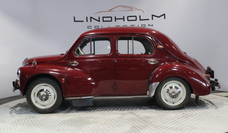 Renault 4CV 8-32 full