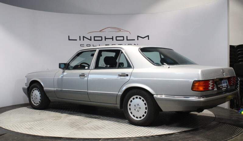 Mercedes-Benz S-Klasse (W126) 420 SE full