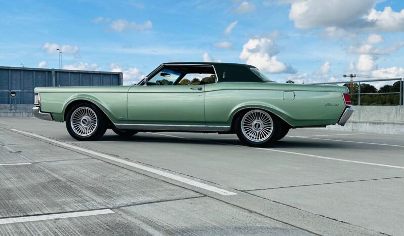 Lincoln Continental Mark III full