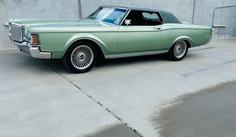 Lincoln Continental Mark III full