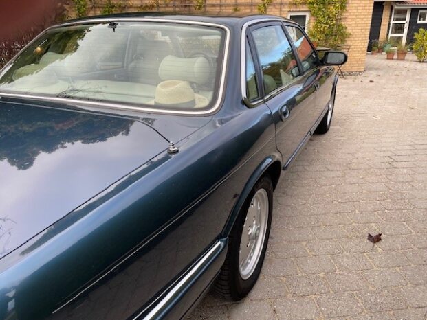 Jaguar XJ 6 X300 full