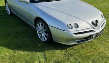 Alfa Romeo Spider 916 3,0 V6 full