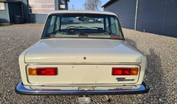 Fiat 124 Speciat T full