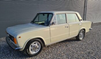 Fiat 124 Speciat T full