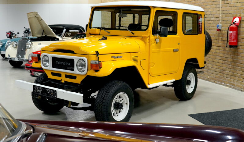 Toyota Landcruiser BJ42 full