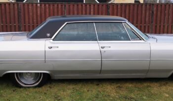 Cadillac Sedan DeVille 1965 full